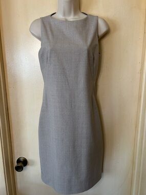 Theory Light Gray Sleeveless Sheath Dress